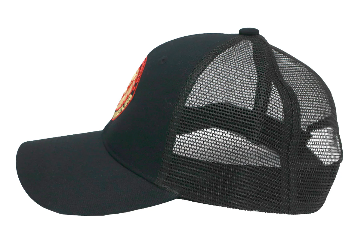 ライオンマーク メッシュキャップ（2025・ブラック×レッド×ゴールド）