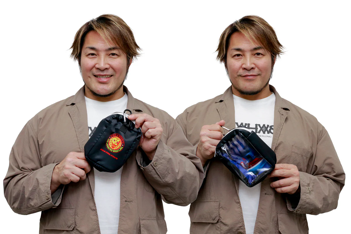 新日本プロレス　カラビナ付きクリアポーチ