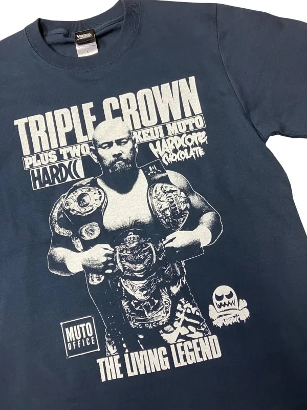 武藤敬司 TRIPLE CROWN PLUS TWO Tシャツ (月面スレート)